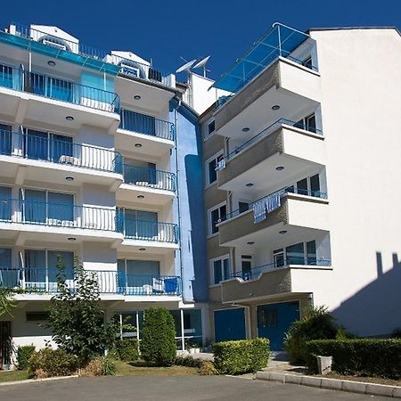 Elvira Hotel ラヴダ エクステリア 写真