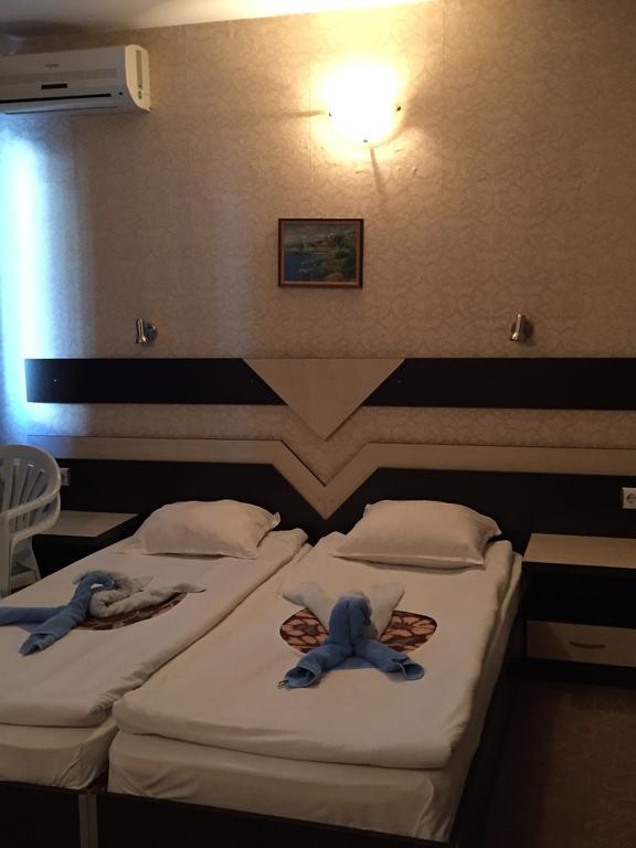 Elvira Hotel ラヴダ 部屋 写真