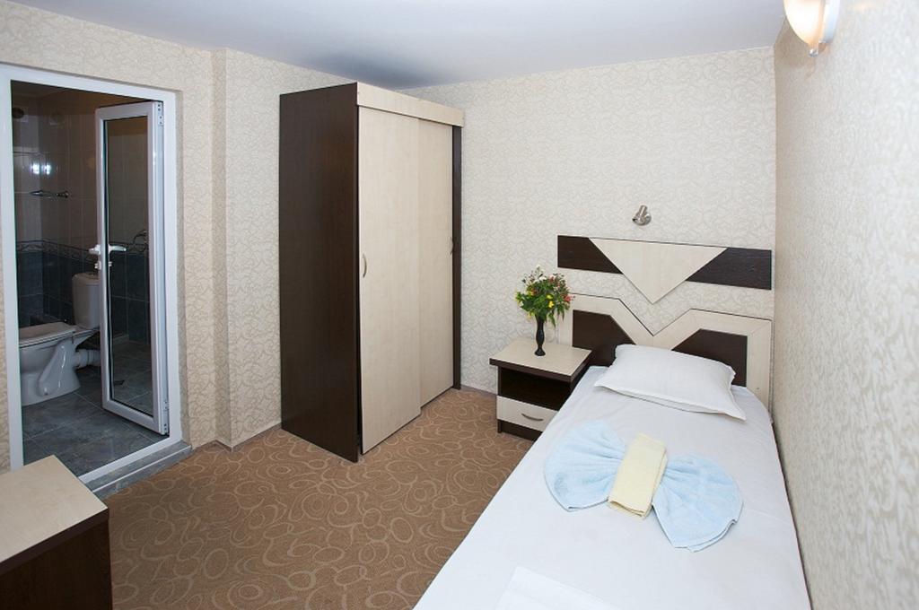 Elvira Hotel ラヴダ 部屋 写真