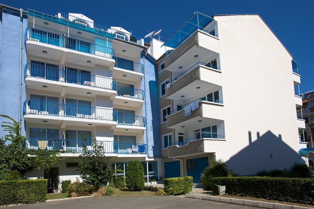 Elvira Hotel ラヴダ エクステリア 写真